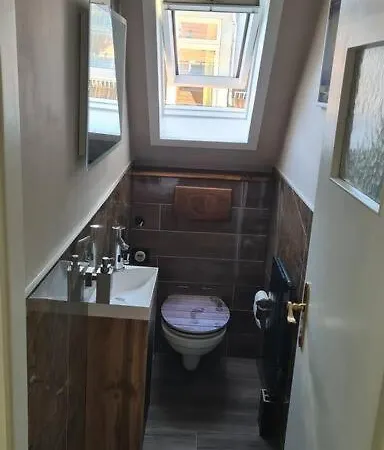 Modernes Mit 3 Zimmern Apartamento Karlsruhe