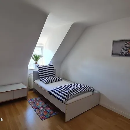 Апартаменты Modernes Mit 3 Zimmern Карлсруэ