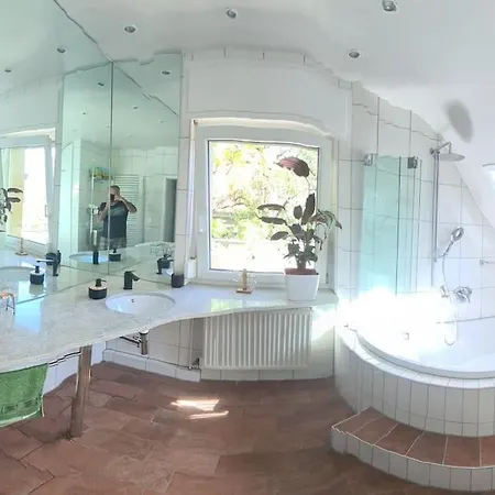 Apartamento Modernes Mit 3 Zimmern Karlsruhe