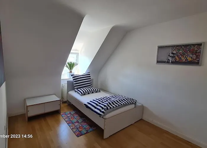 Appartement Modernes Mit 3 Zimmern Karlsruhe